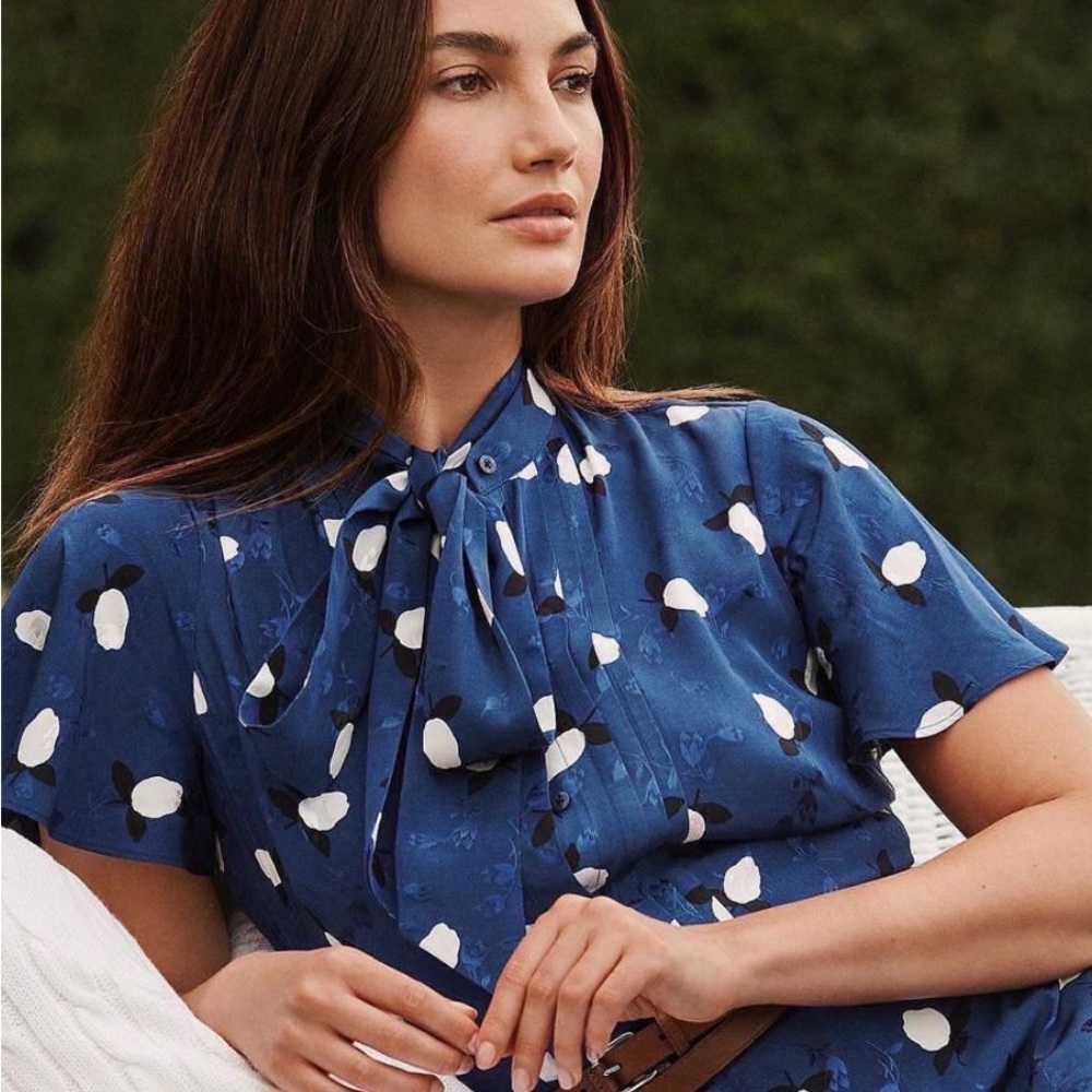 Ralph Lauren Blue Floral Tie-Neck Short Sleeve Dress - Picture 2 of 6